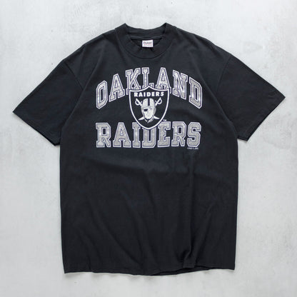 Vintage 80s Oakland Raiders NFL Tee - XL