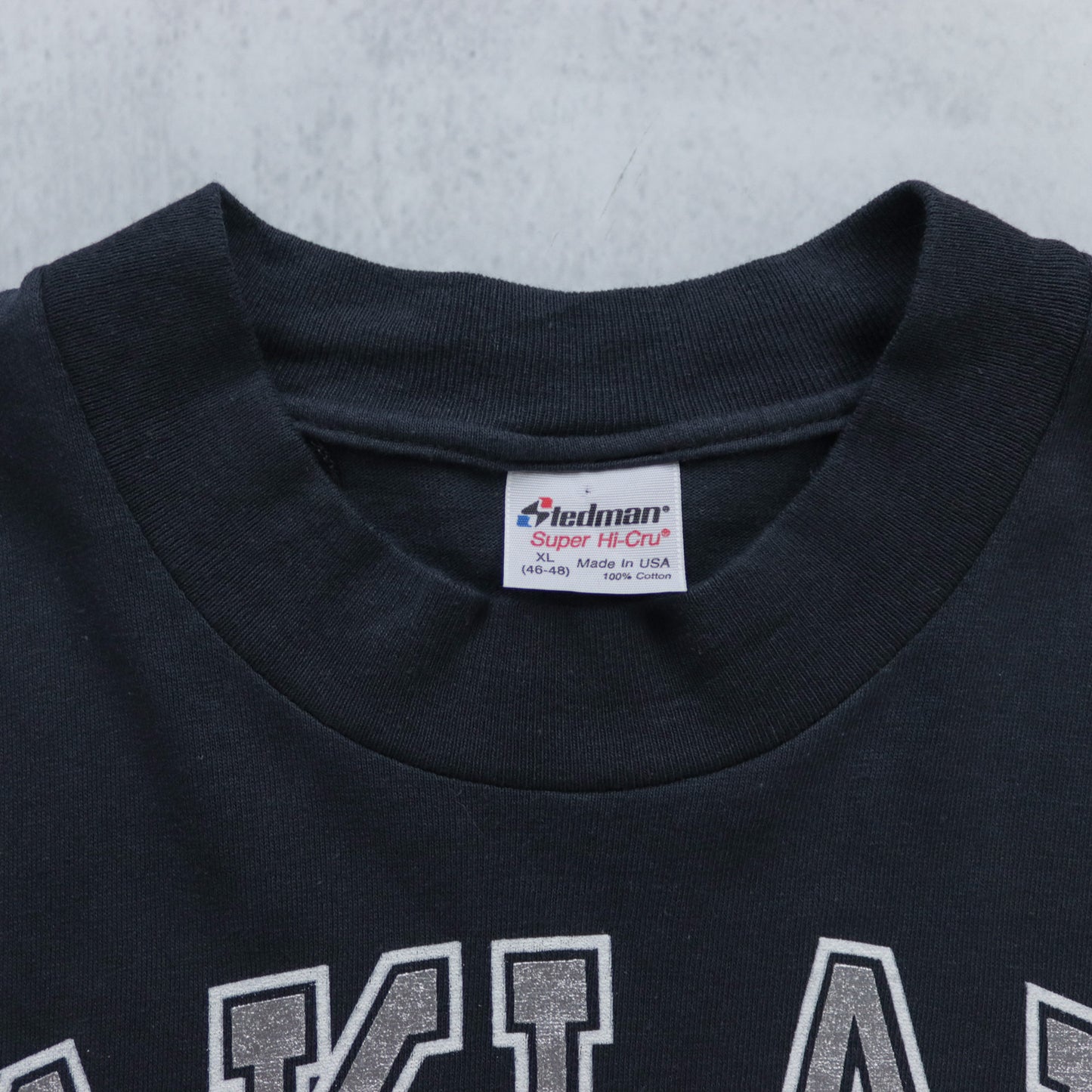 Vintage 80s Oakland Raiders NFL Tee - XL