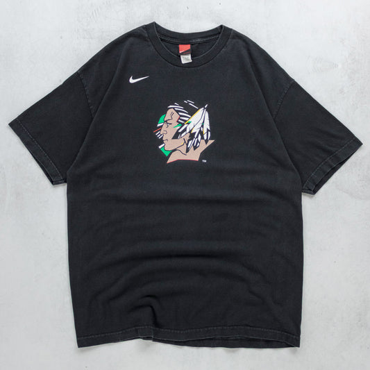 Vintage 90s North Dakota Fighting Sioux Nike Tee - L