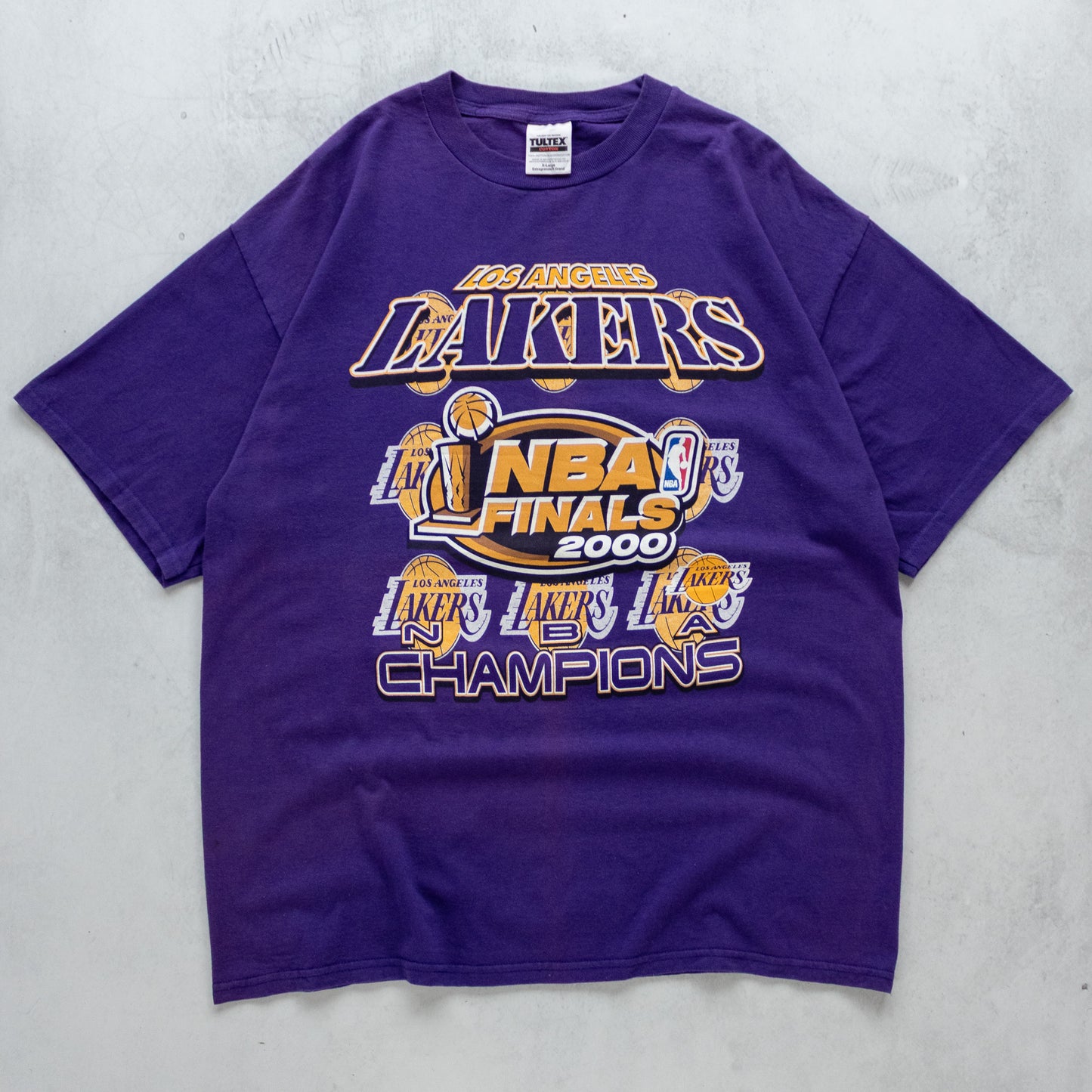 Vintage 2000 Los Angeles Lakers NBA Champions Tee - XL
