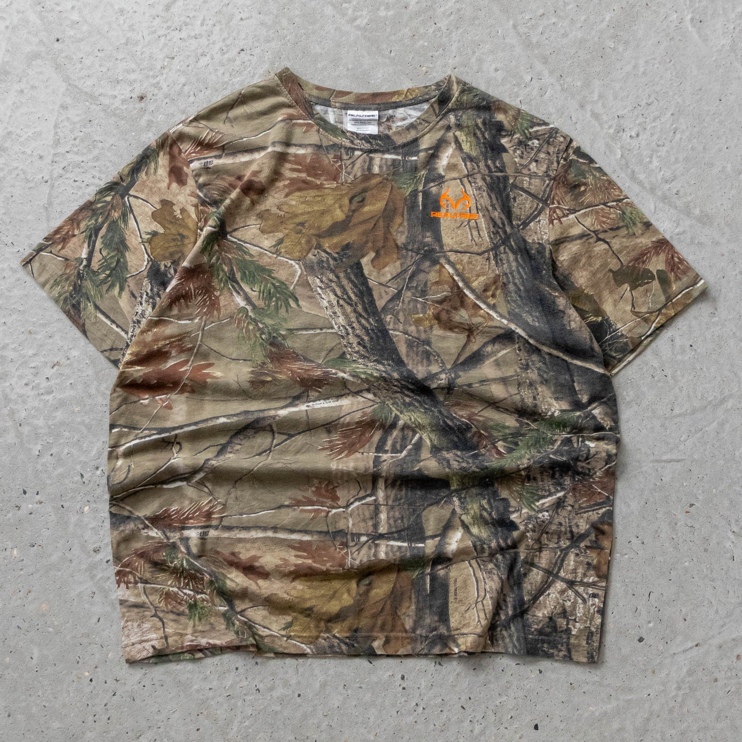 Vintage 2000s Realtree Camo Tee - XL