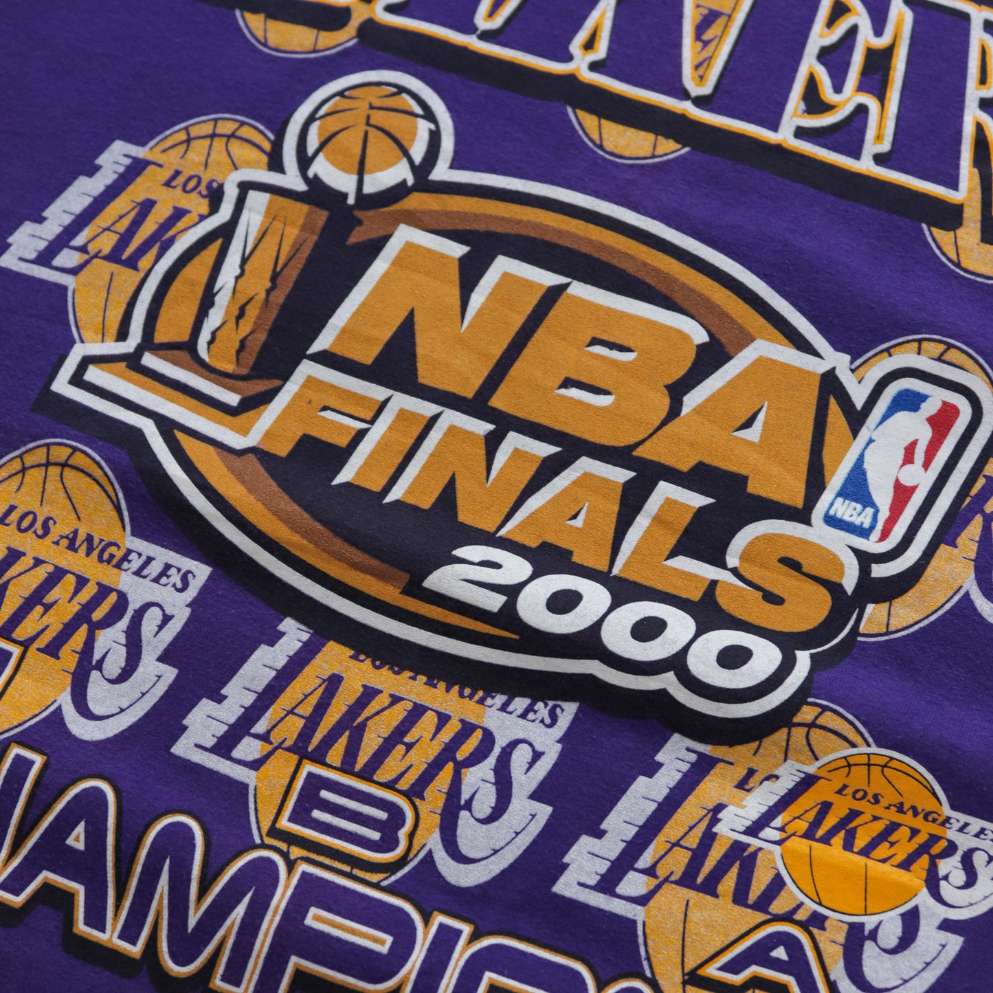 Vintage 2000 Los Angeles Lakers NBA Champions Tee - XL