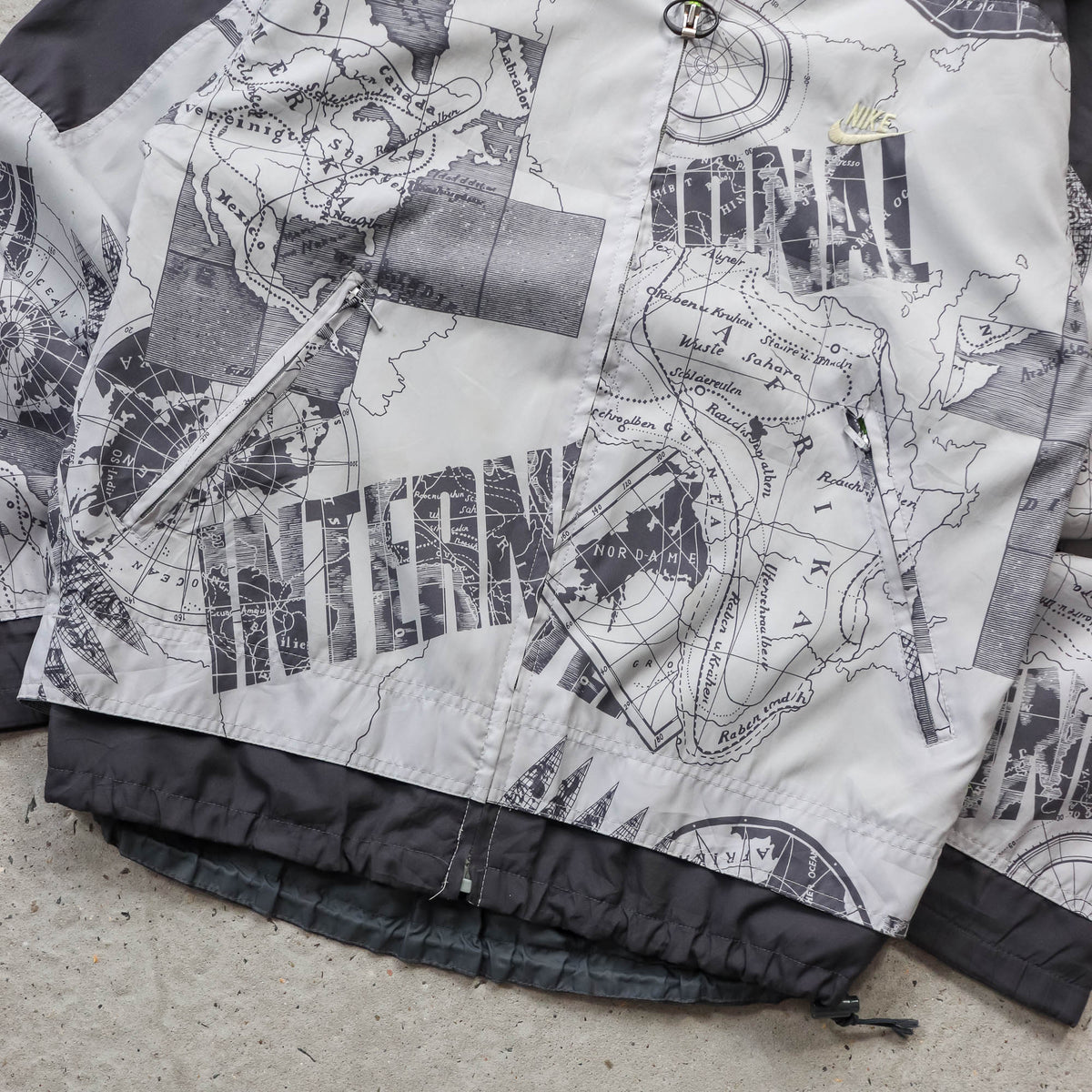 Nike International World Map Windbreaker Jacket - 90s (S)