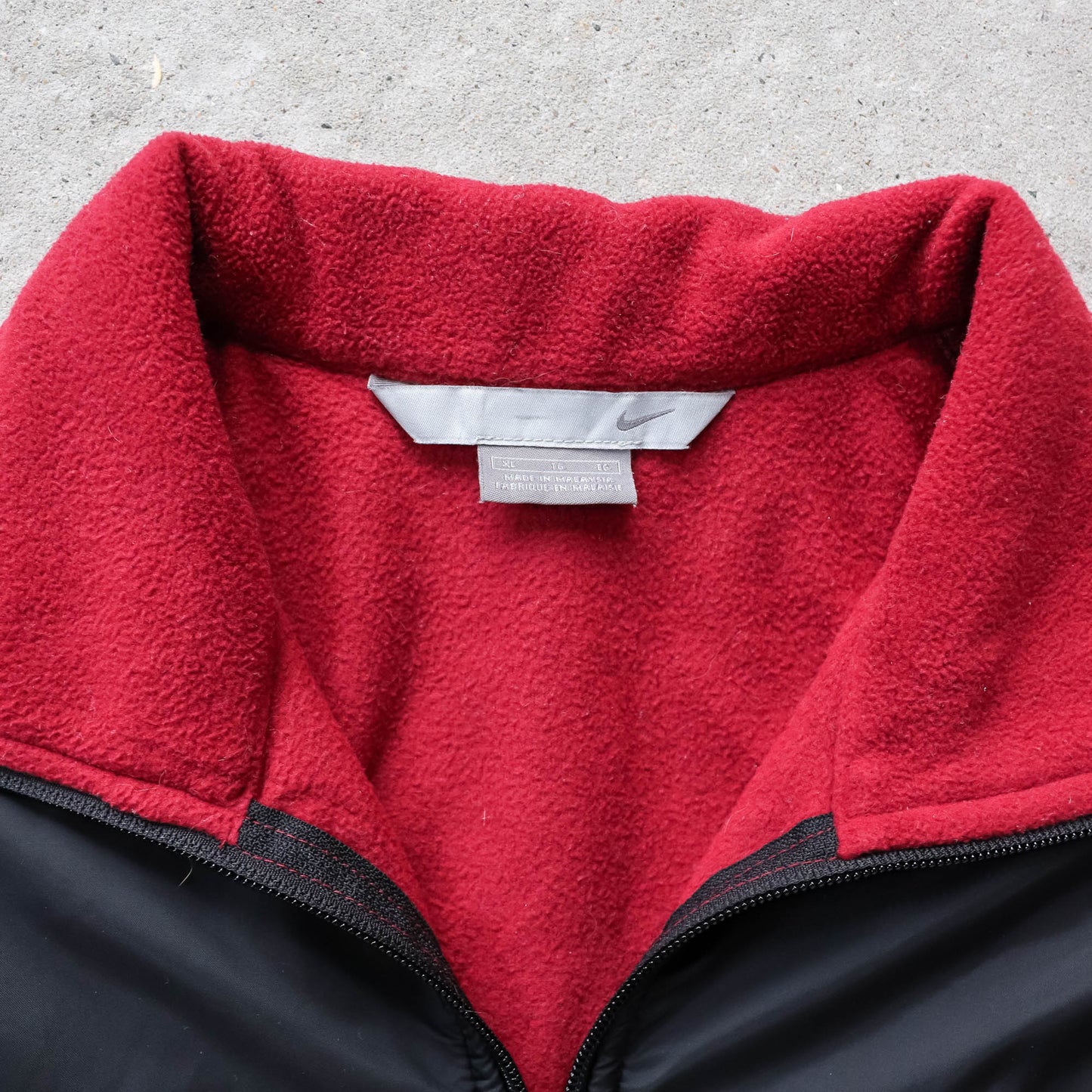 Nike Mini Swoosh Two-Tone Fleece Jacket - 2000s (XL)