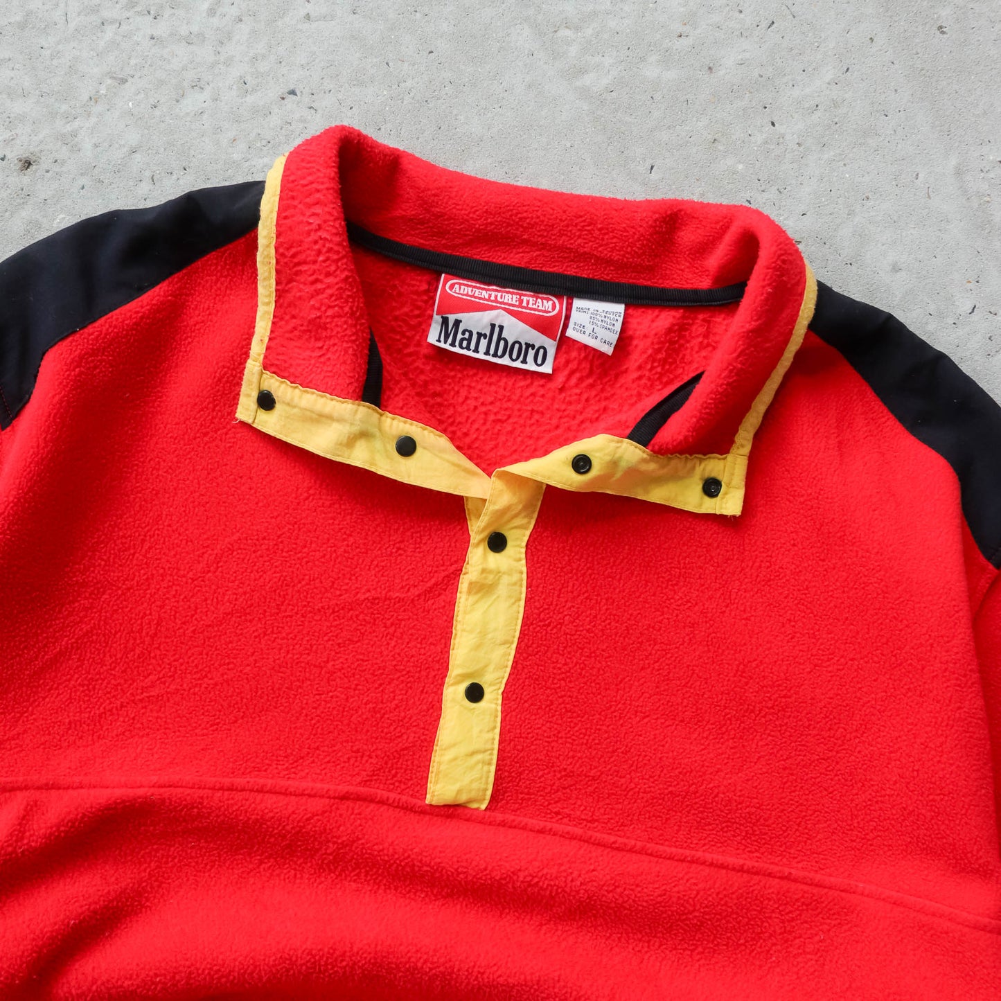Vintage 90s Marlboro Adventure Team Fleece Pullover - L