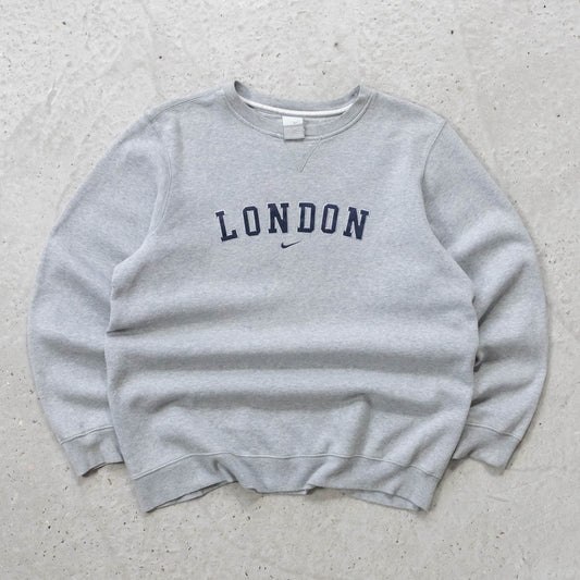 Nike Town London Centre Swoosh Sweatshirt - 2000s (M)