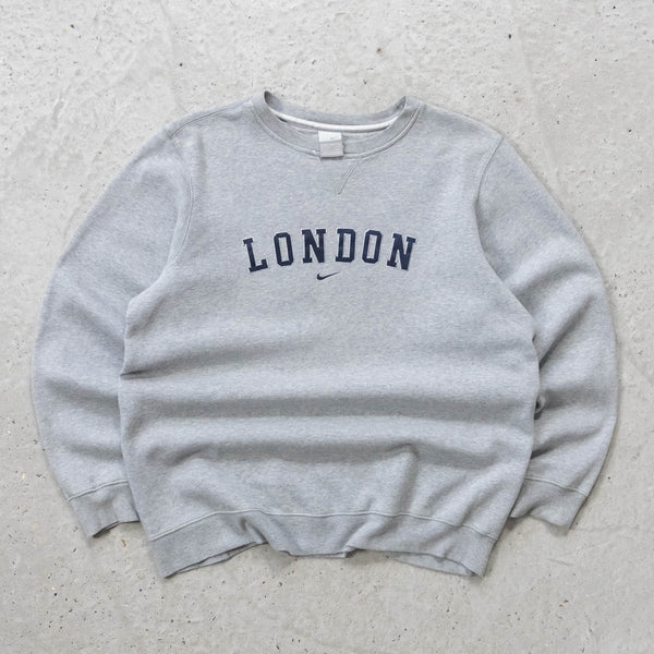 Nike Town London Centre Swoosh Sweatshirt - 2000s (M)