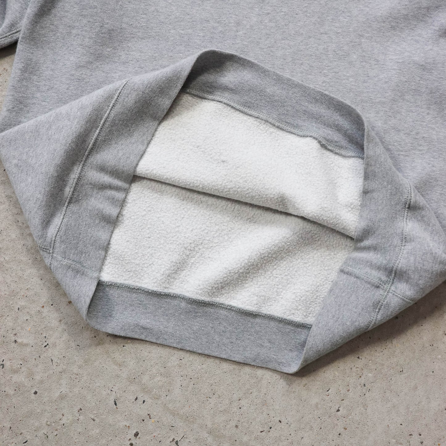 Nike Town London Centre Swoosh Sweatshirt - 2000s (M)