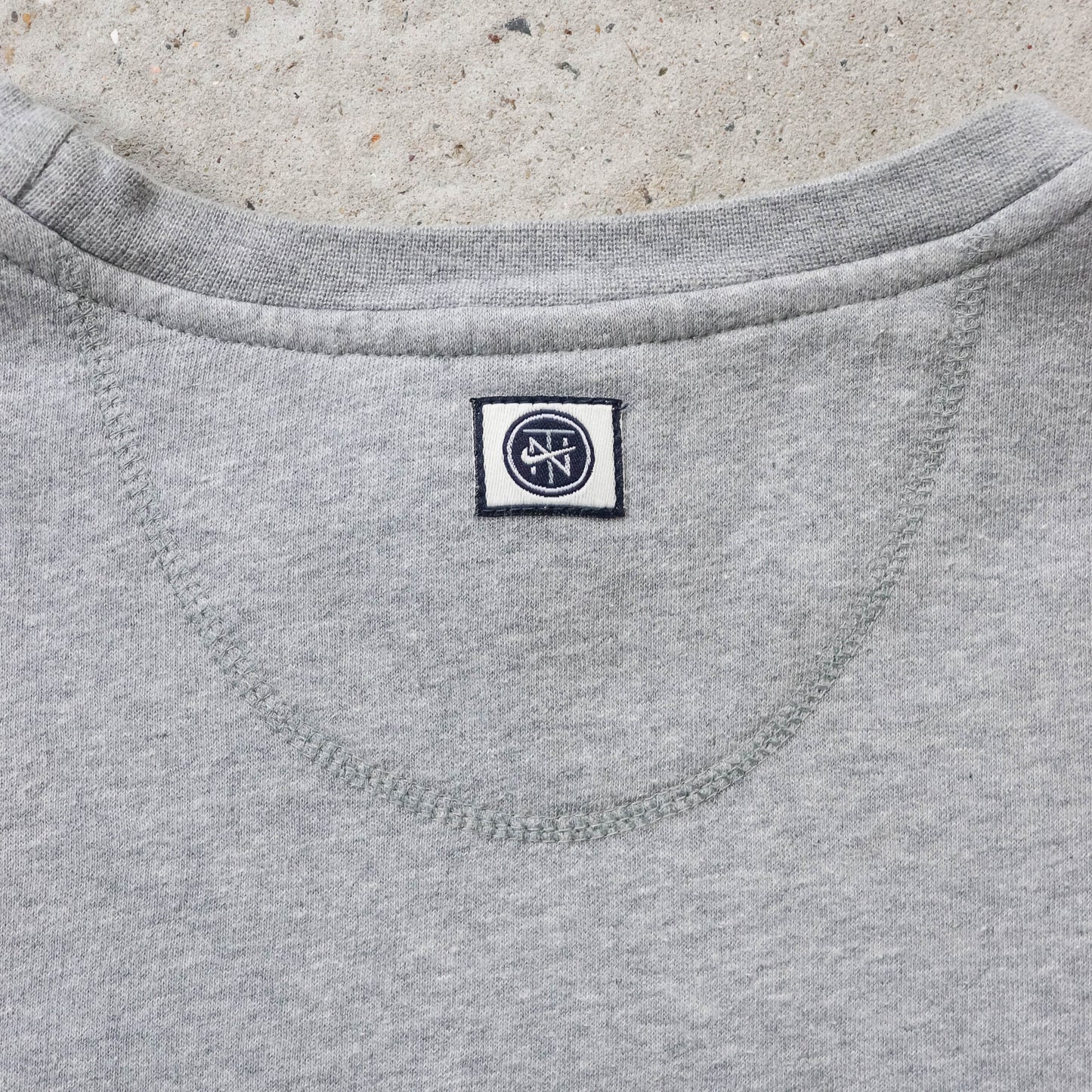 Nike Town London Centre Swoosh Sweatshirt - 2000s (M)