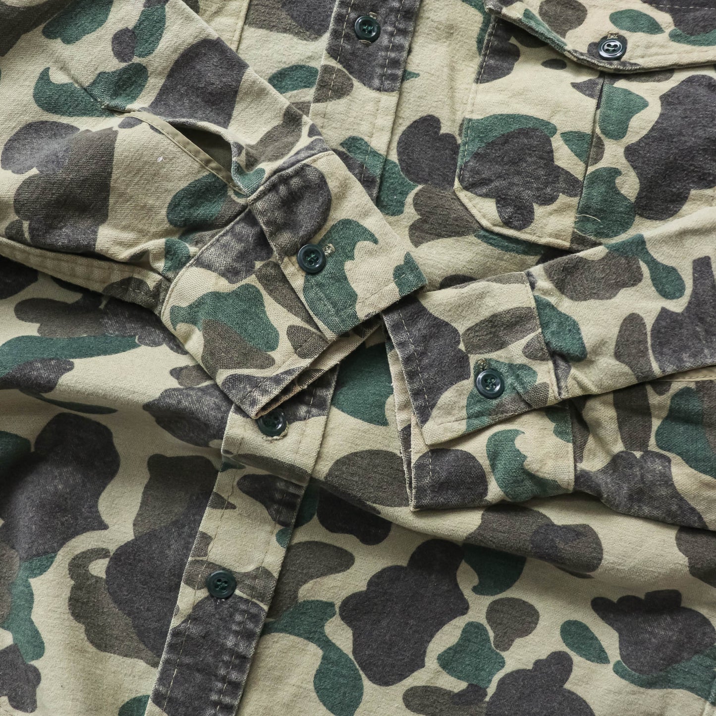 Vintage 80s Cabelas Duck Camo Button Up Flannel Shirt - M