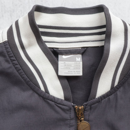 Vintage 2000s Nike Two-Tone Bomber Jacket - M