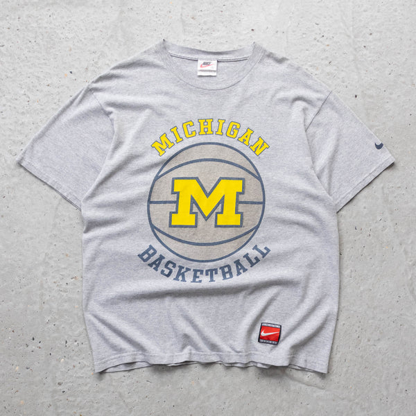 Nike Michigan Wolverines Basketball NCAA Tee - 90s (M)
