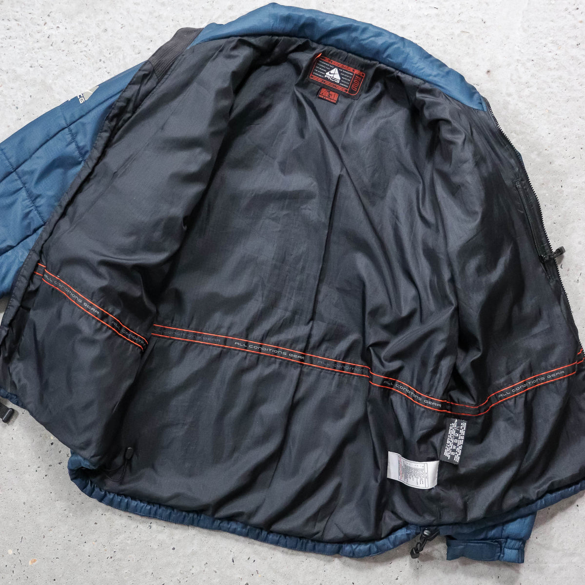 Nike ACG PrimaLoft Quilted Puffer Jacket - 90s (L)