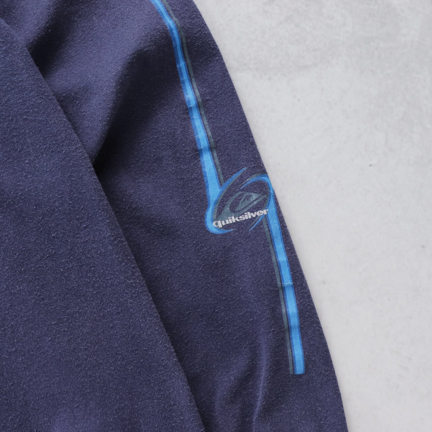 Vintage 90s Quiksilver Long Sleeve Tee - L