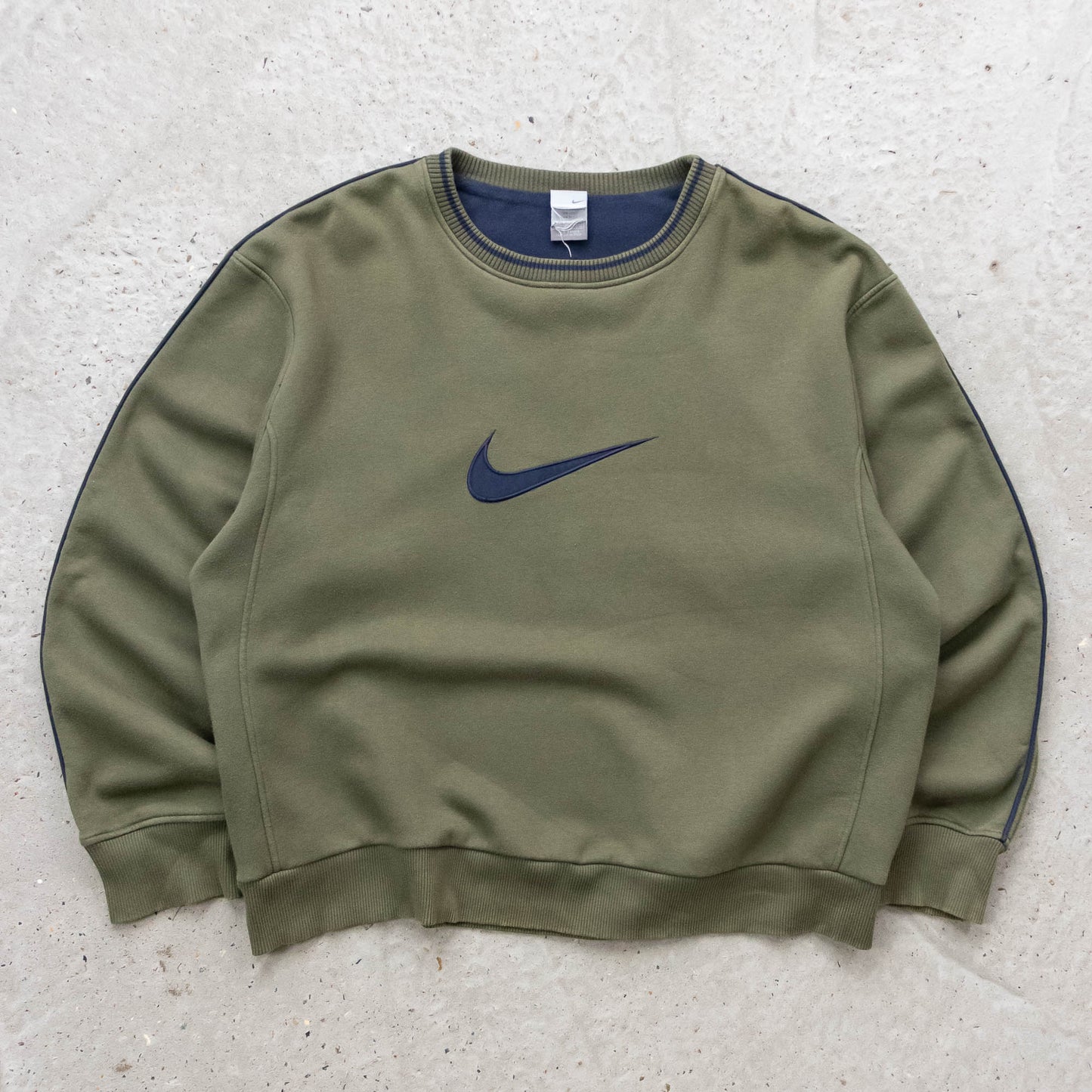 Nike Big Swoosh Embroidered Sweatshirt - 2000s (XL)