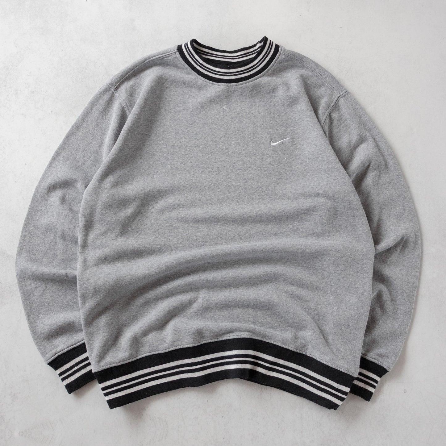 Vintage 90s Nike Mini Swoosh Sweatshirt - M