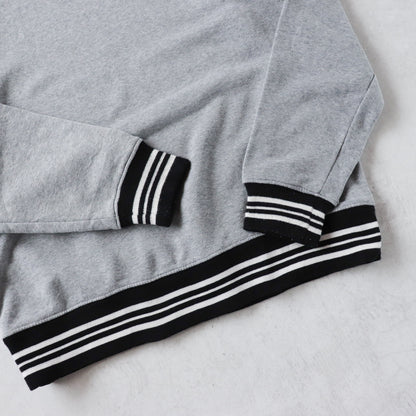 Vintage 90s Nike Mini Swoosh Sweatshirt - M