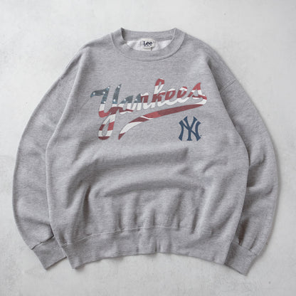 Vintage 90s New York Yankees MLB Sweatshirt - M