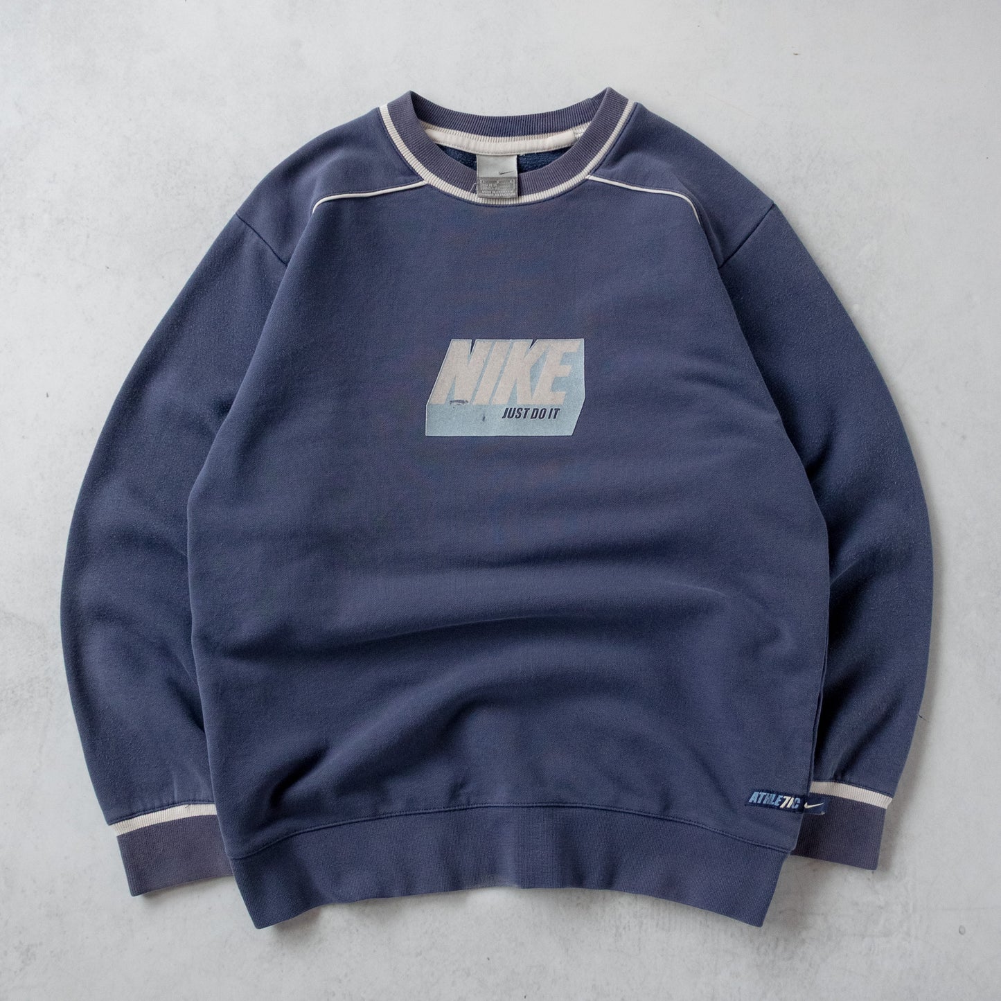 Vintage 2000s Nike Athletic Sweatshirt - S