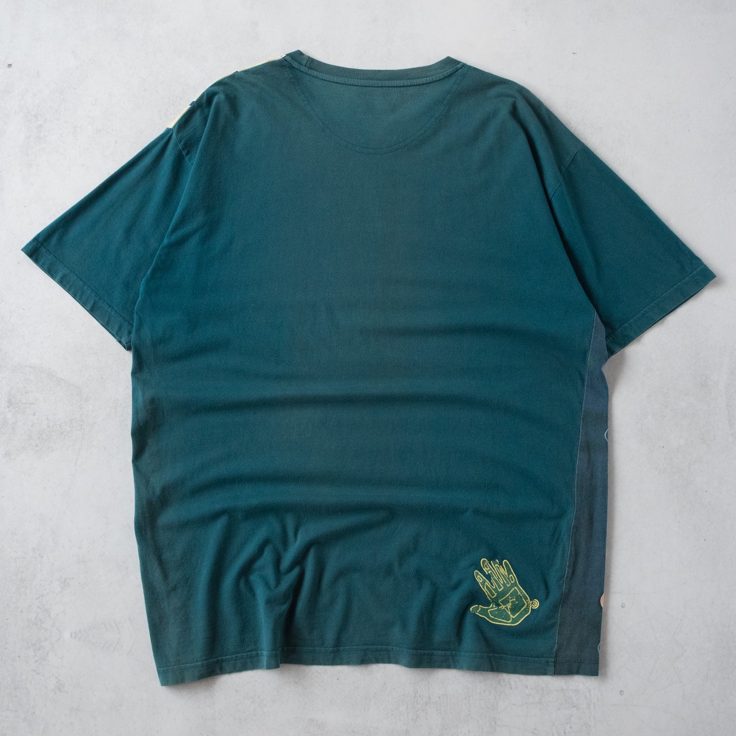 Vintage 90s Body Glove AOP Tee - L