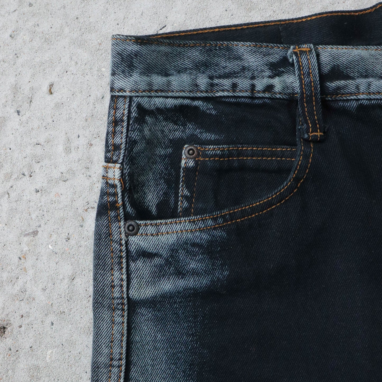 Sean John Two-Tone Baggy Denim Shorts - 2000s (31)