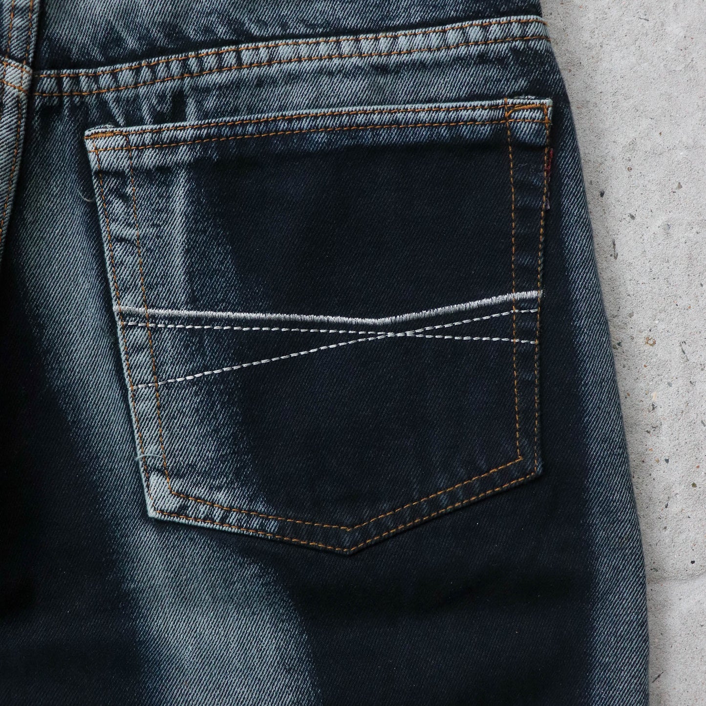 Sean John Two-Tone Baggy Denim Shorts - 2000s (31)