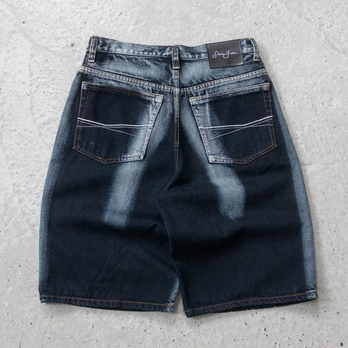 Sean John Two-Tone Baggy Denim Shorts - 2000s (31)
