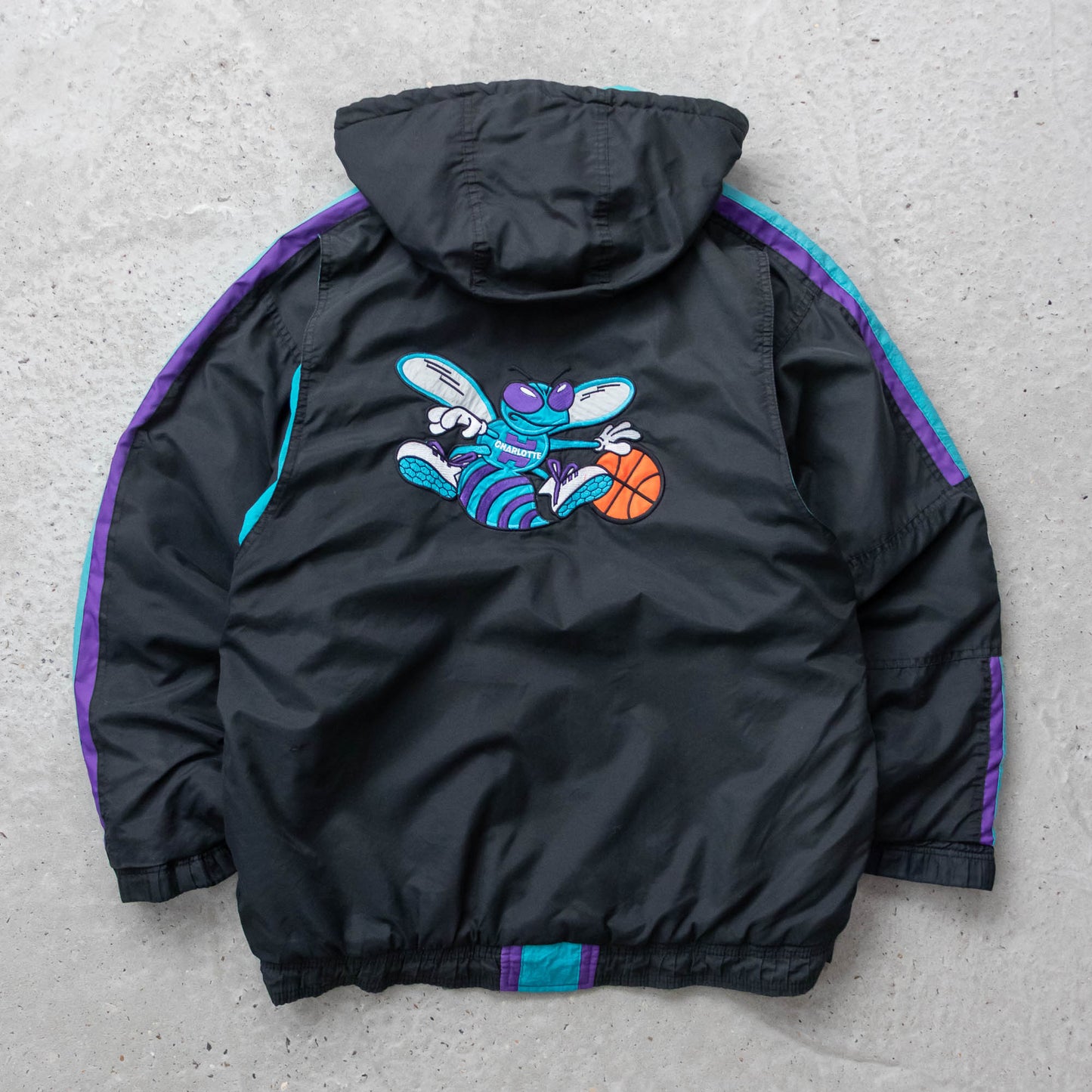 Charlotte Hornets NBA Starter Puffer Jacket - 90s (M)