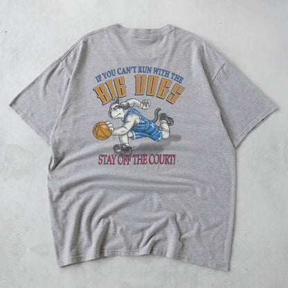Vintage 90s Big Dogs 'Stay Off The Court' Tee - XL