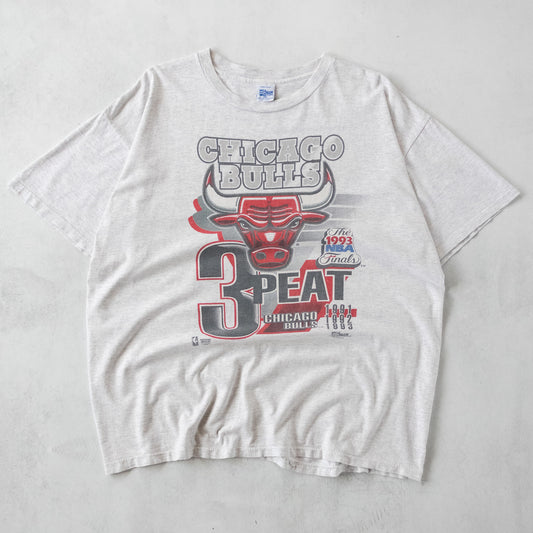 Vintage 1993 Chicago Bulls Threepeat NBA Champions Tee - XXL