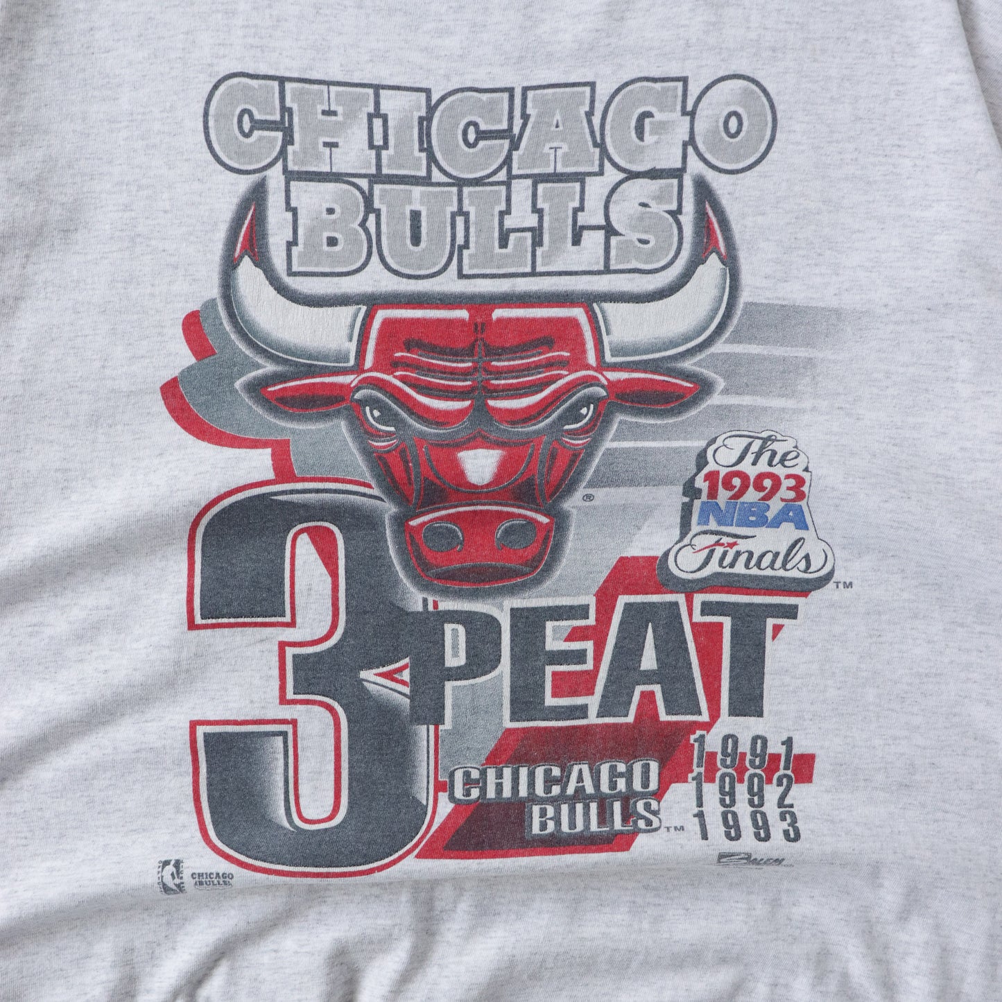 Vintage 1993 Chicago Bulls Threepeat NBA Champions Tee - XXL