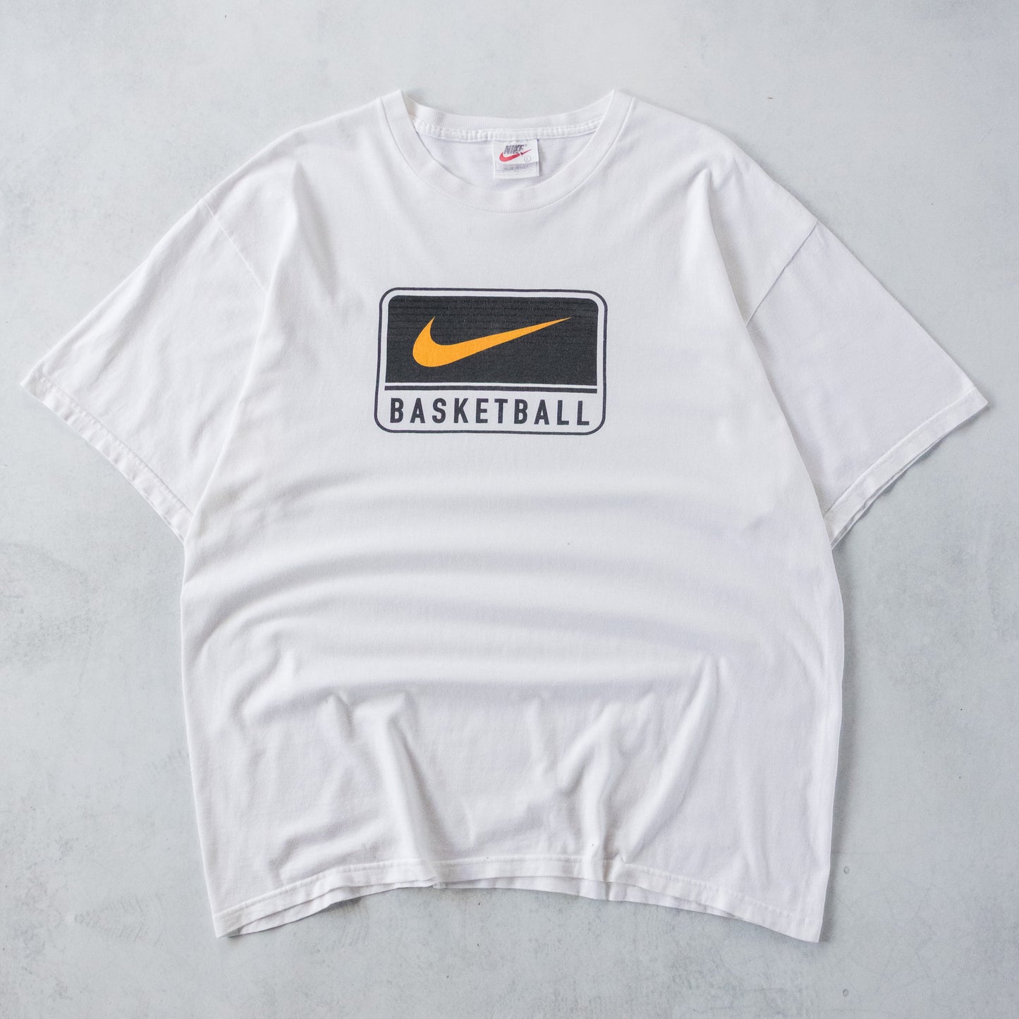 Vintage 90s Nike Basketball Tee - L