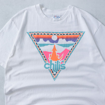 Vintage 90s Chili's Bar & Grill Tee - XL