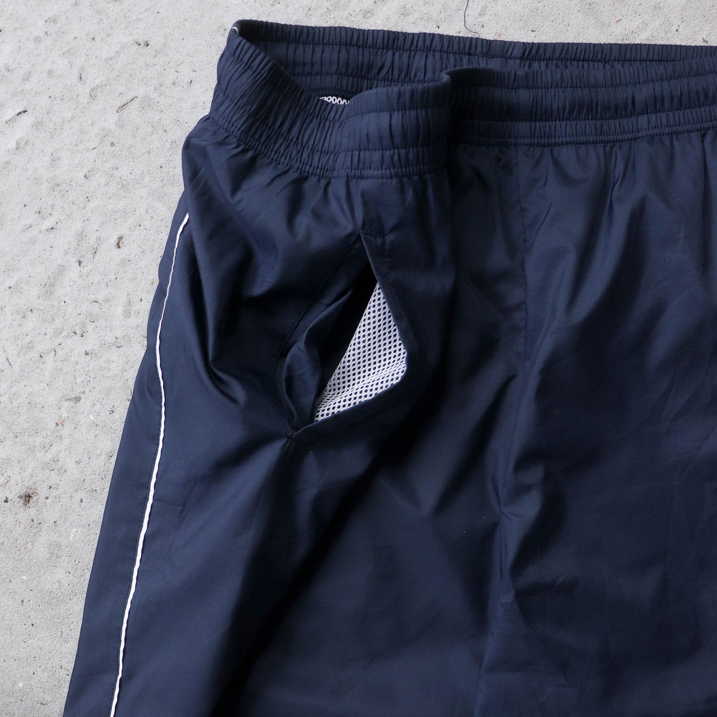 ASICS Embroidered Logo Track Pants - 90s (XL) - AL Vintage