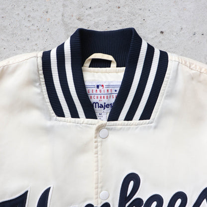 New York Yankees MLB Majestic Puffer Jacket - 90s (M)