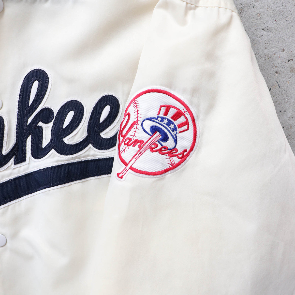 New York Yankees MLB Majestic Puffer Jacket - 90s (M)
