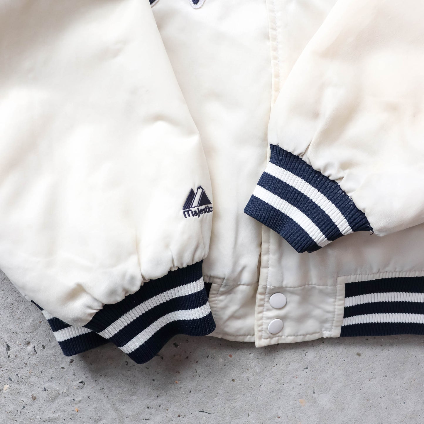 New York Yankees MLB Majestic Puffer Jacket - 90s (M)
