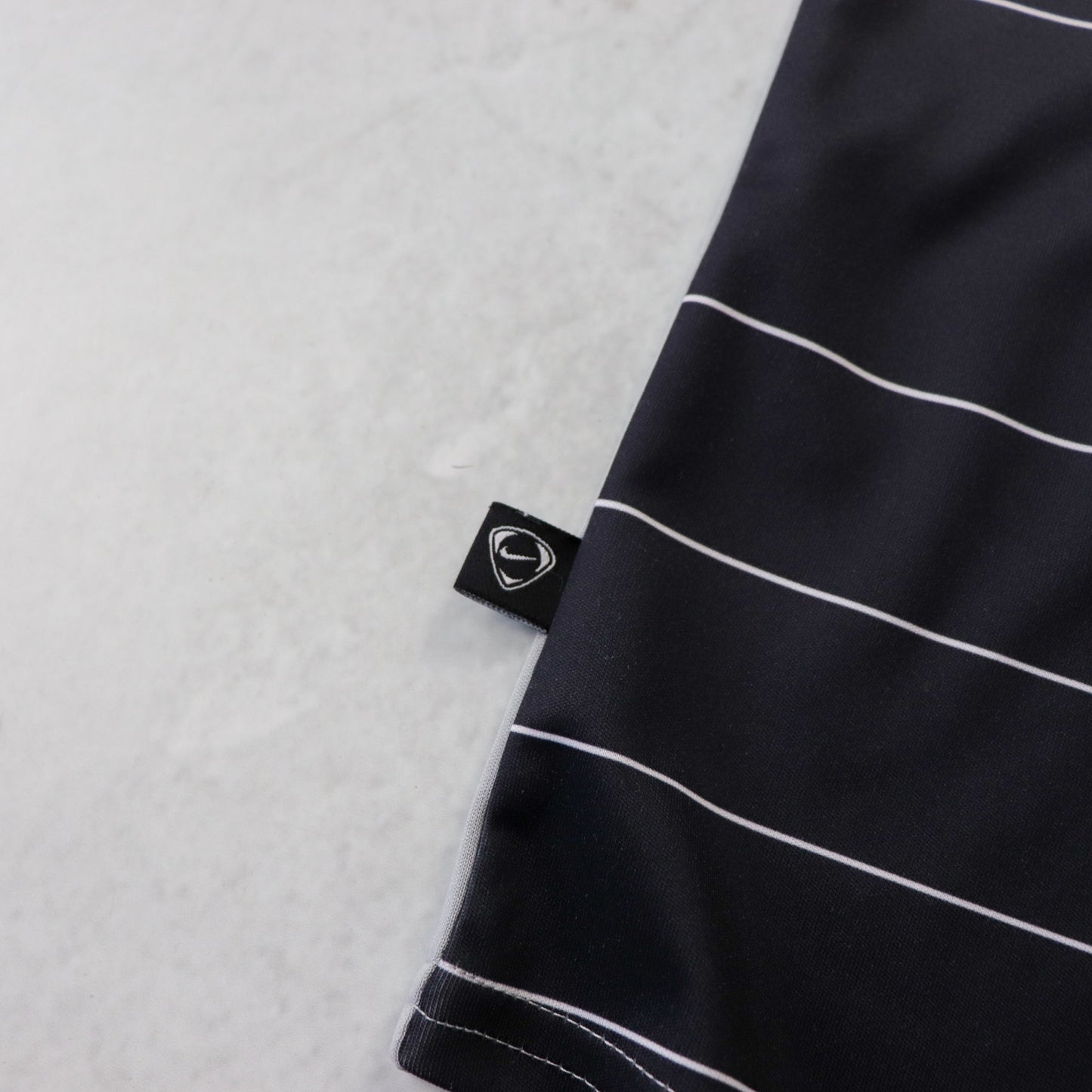 Vintage 2000s Nike Total 90 Gradient Football Jersey - M