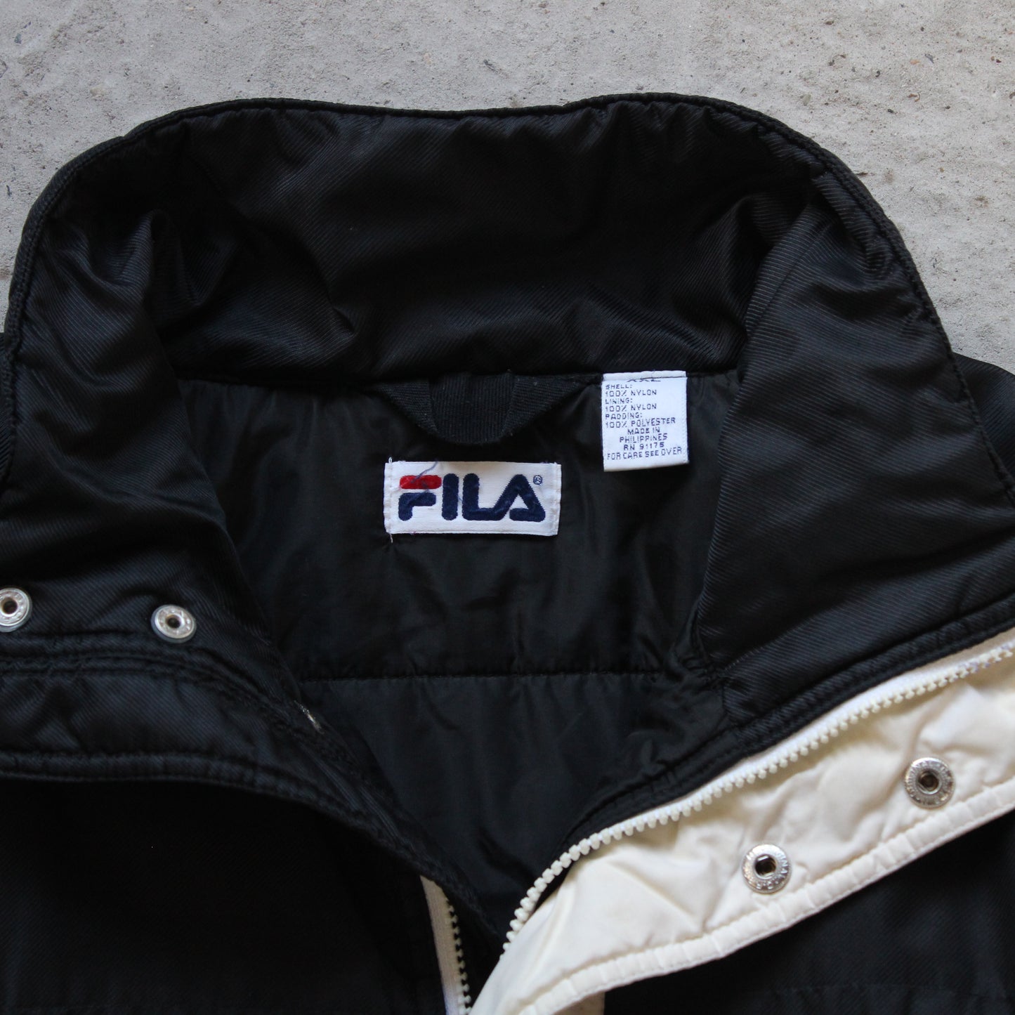 Vintage 90's Fila Tech Puffer Jacket - XXL