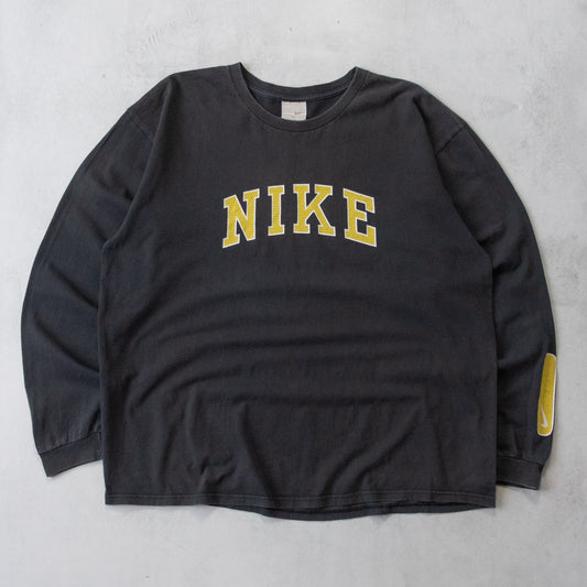 Vintage 2000s Nike Spellout Long Sleeve Tee - XL
