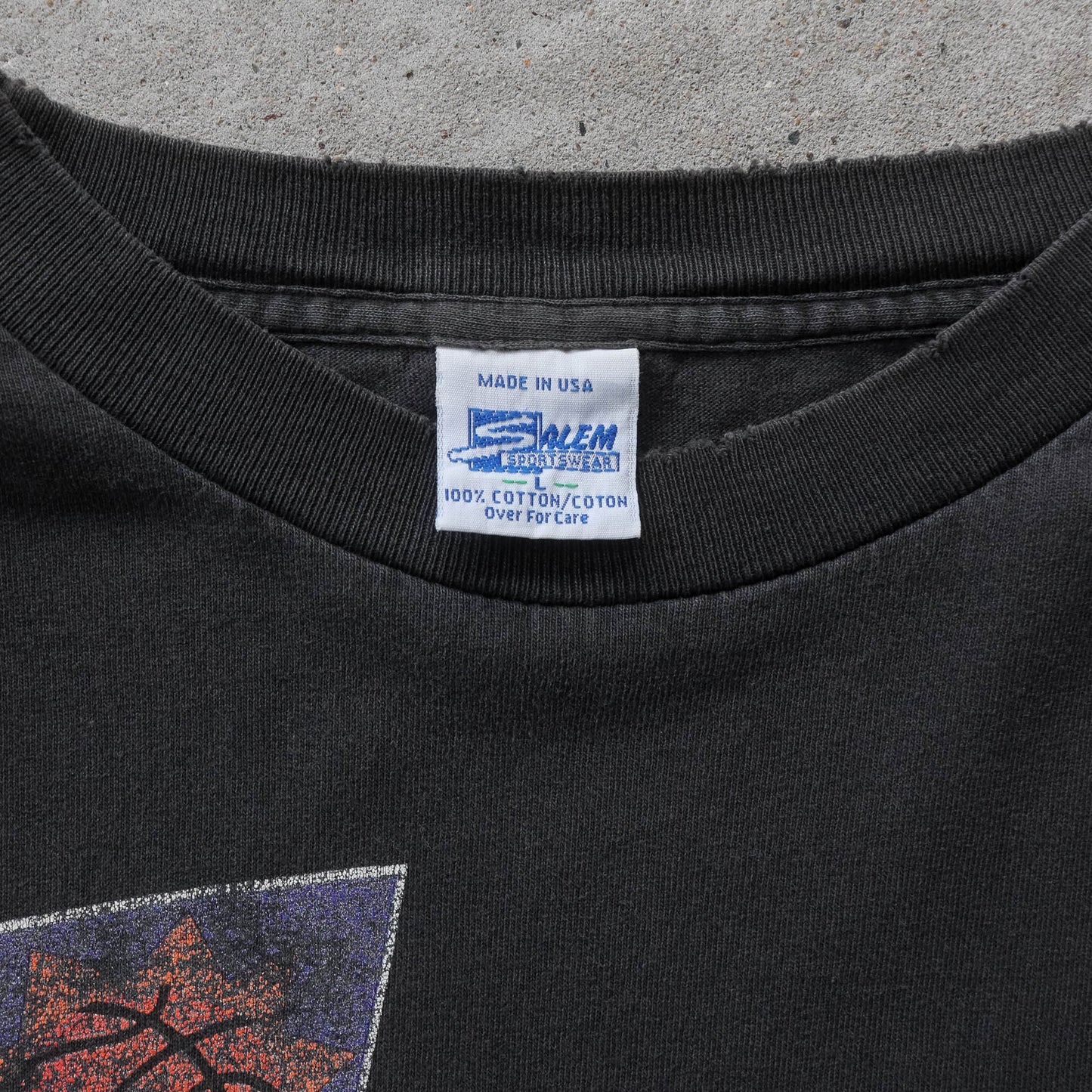 Phoenix Suns Distressed Salem NBA Tee - 90s (L)