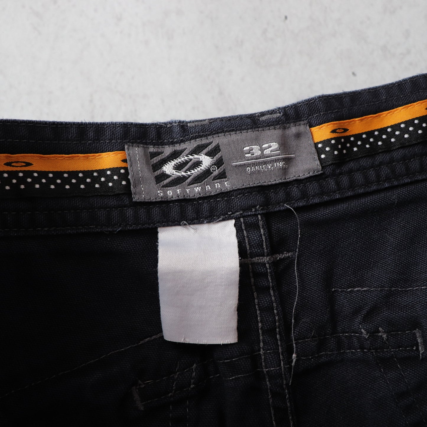 Vintage 90s Oakley Software Cargo Shorts - 32