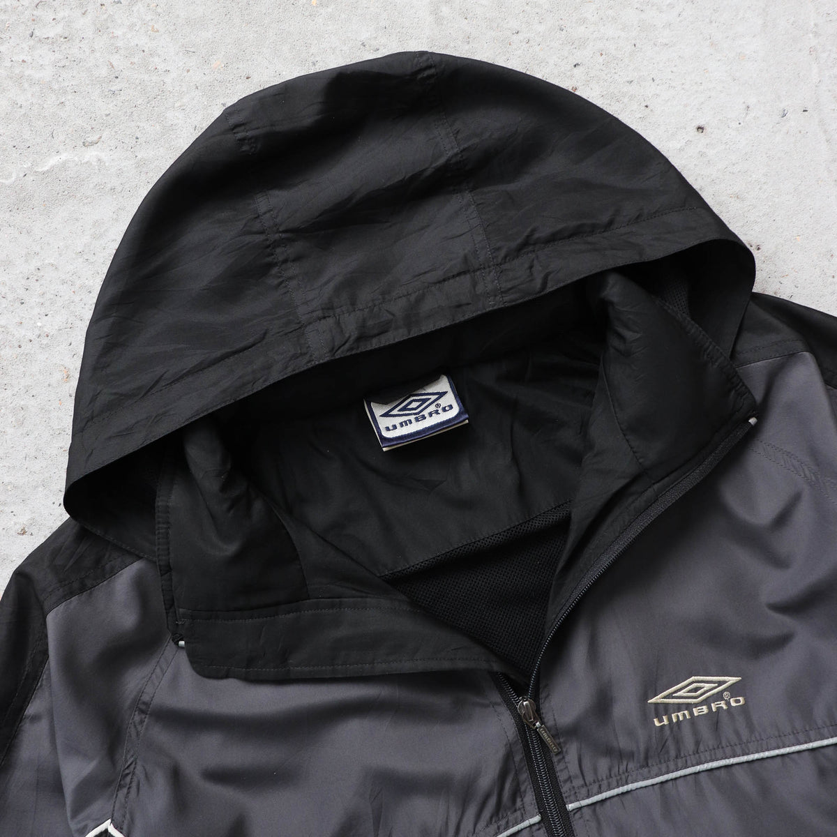 Umbro Diamond Logo Panelled Windbreaker Jacket - 90s (L)