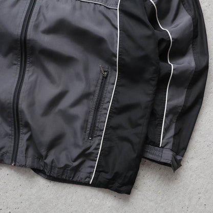 Umbro Diamond Logo Panelled Windbreaker Jacket - 90s (L)