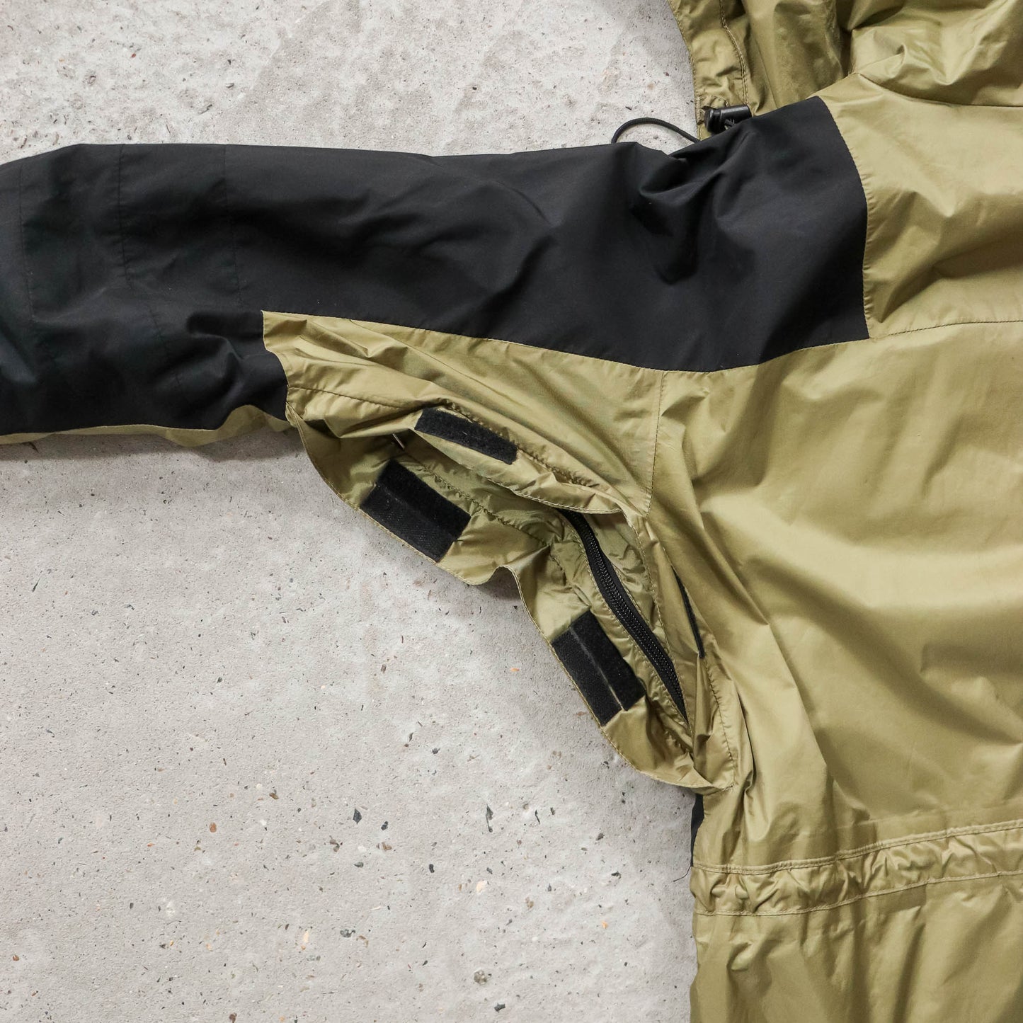 North Face Gore-Tex Mountain Light Jacket - 90s (Women's XS)