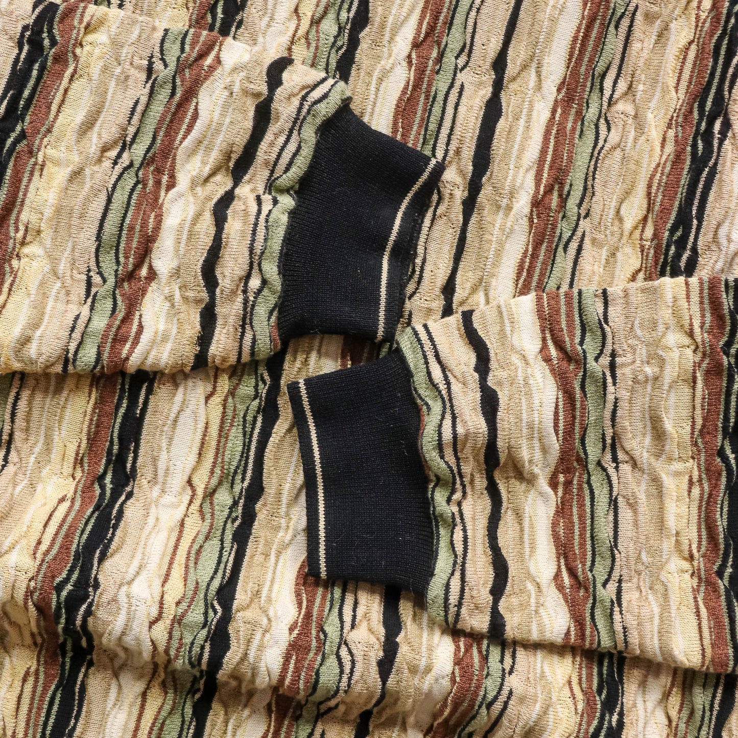 Tundra Canada 3D Textured Knit Sweater - 90s (M)
