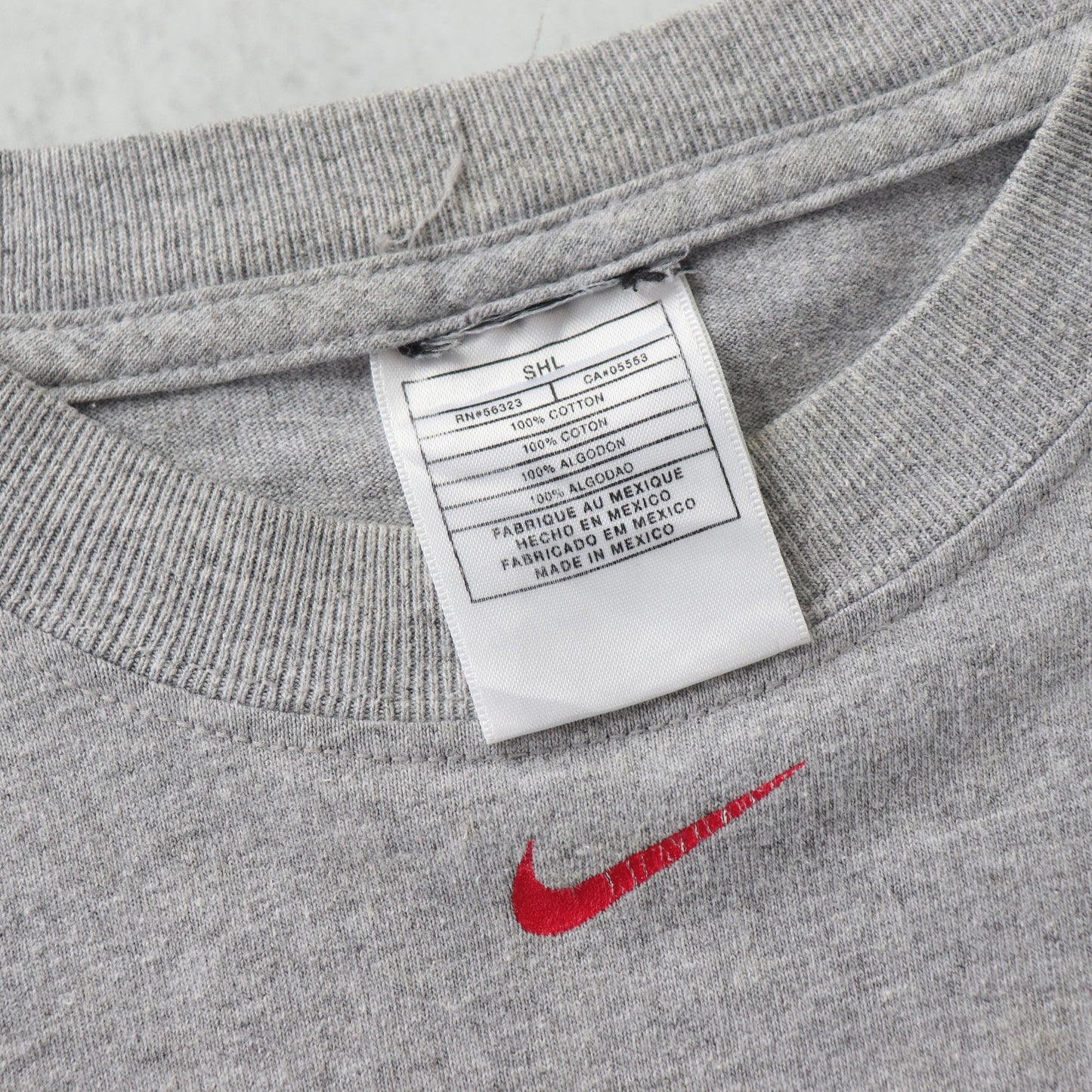 Vintage Nike Atlanta Braves Long Sleeve MLB Tee - L