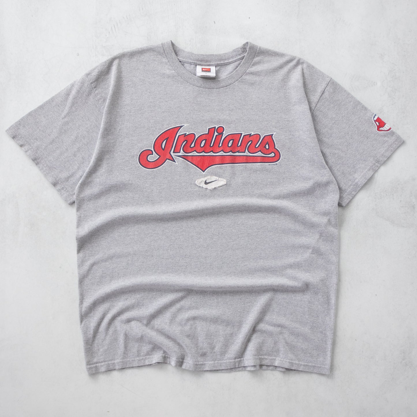 Vintage Nike Cleveland Indians MLB Tee - L