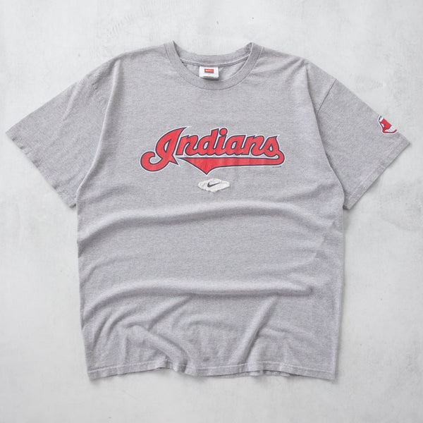 Vintage Nike Cleveland Indians MLB Tee - L