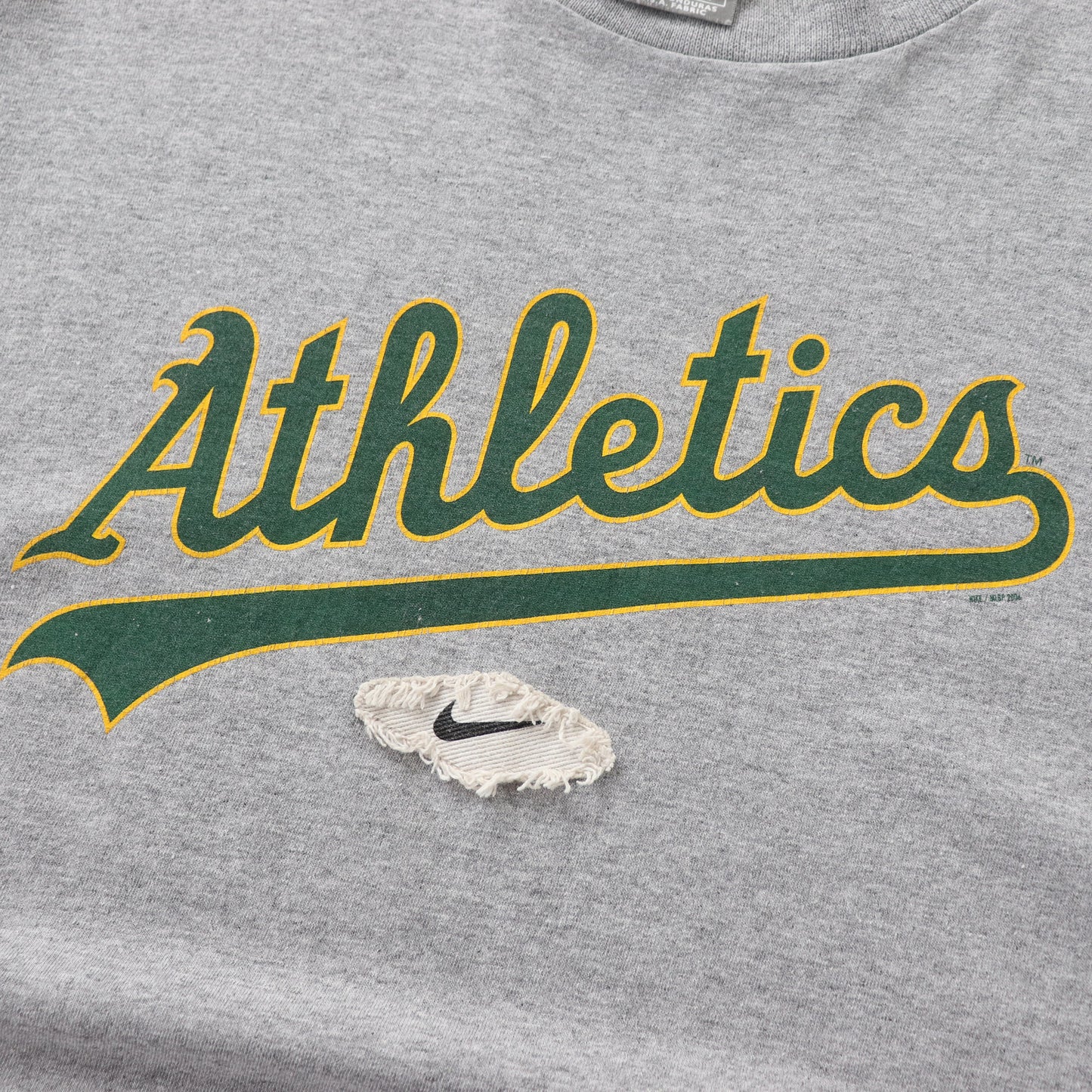 Vintage Nike Oakland Athletics MLB Tee - L